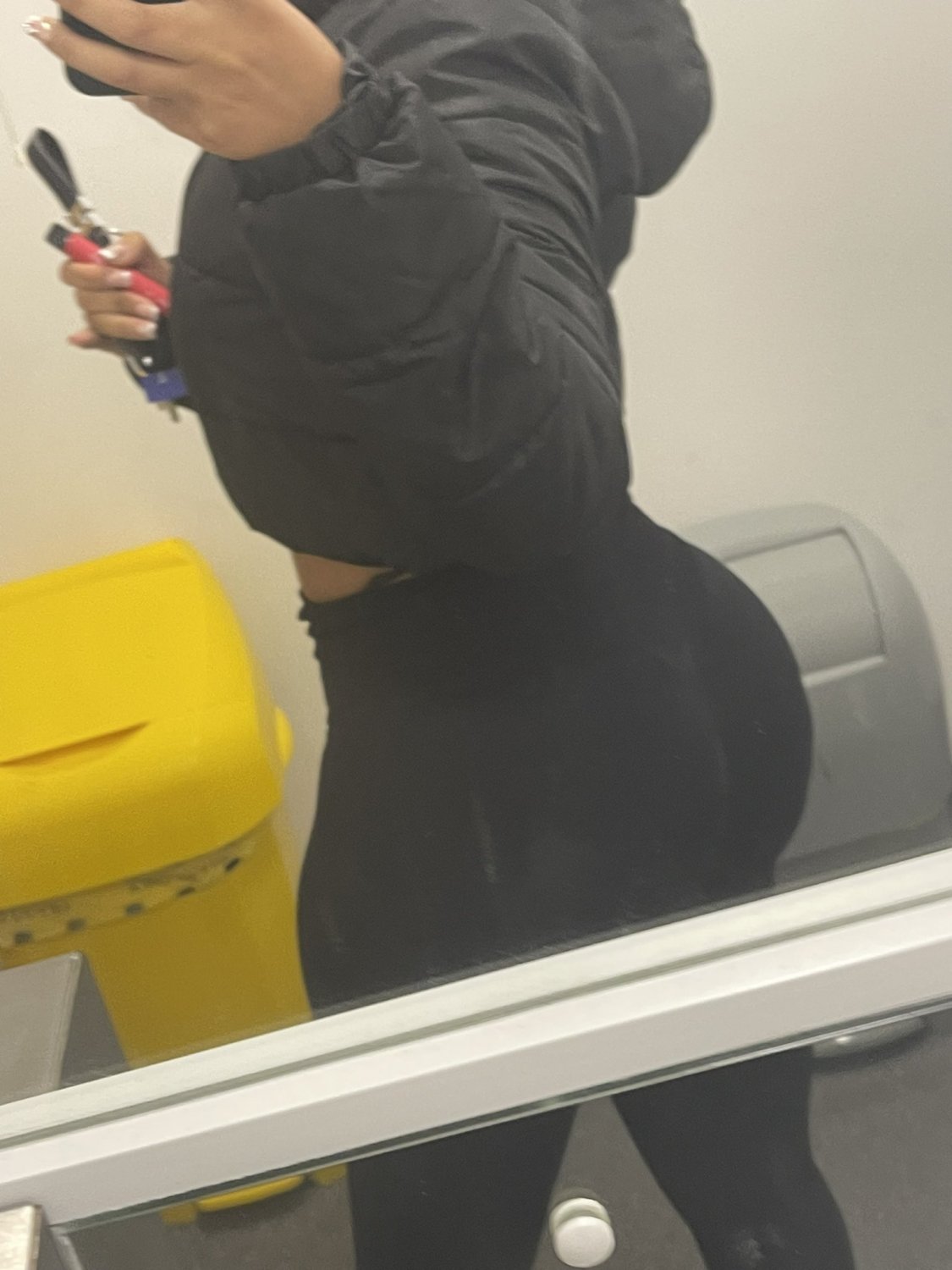 Mistress NaomiS ** Femdom Findom Warning ** #joZophuu