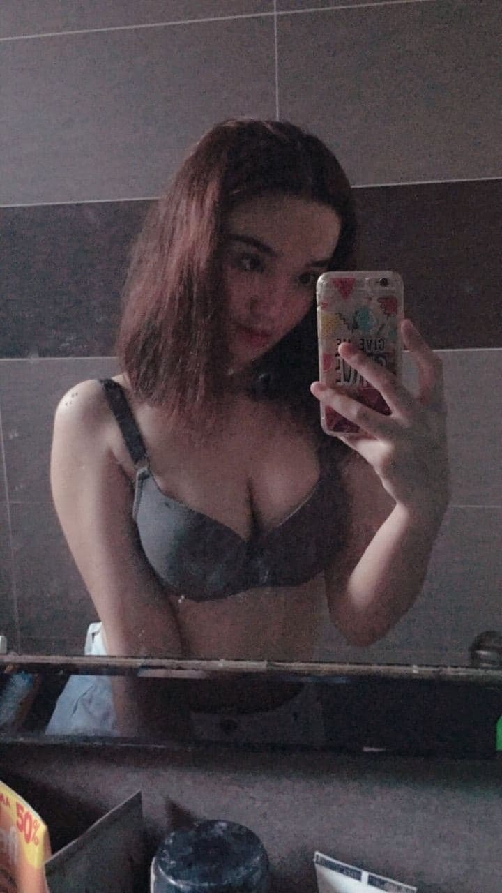 SWEETDINA img #Ht60tOKH