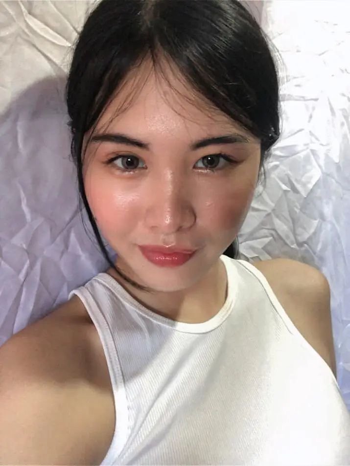 Petite beautiful asian teen #62sEB94G