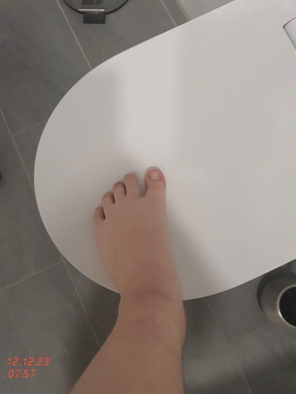 Anna-Maria Lindel, meine Hurenfüsse gehören eigentlich in hohe High-Heels #1FcwIkd1