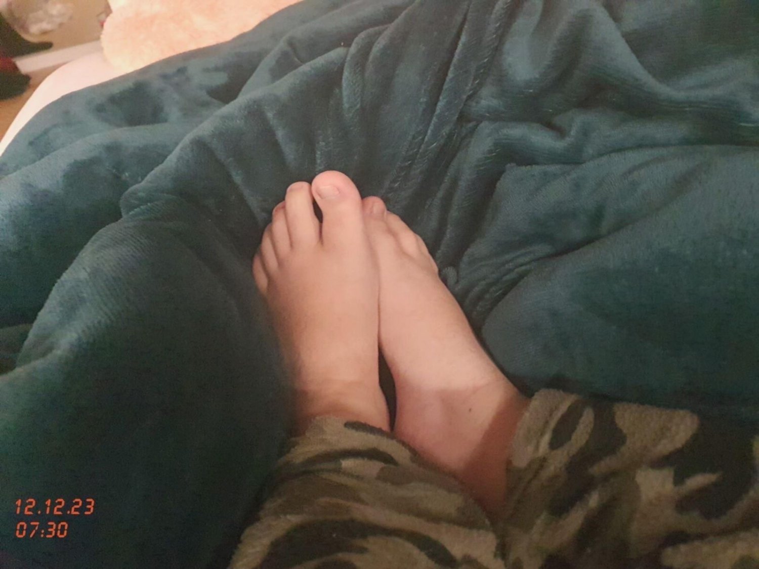 Anna-Maria Lindel, meine Hurenfüsse gehören eigentlich in hohe High-Heels #ITI2pV71