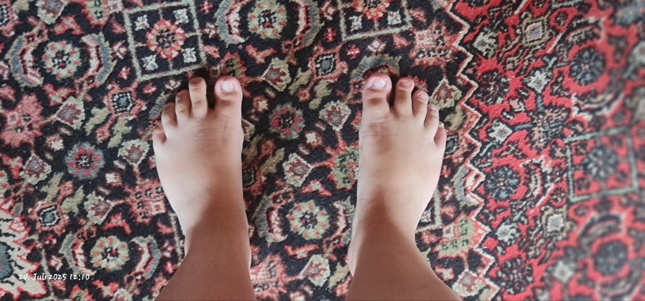 Anna-Maria Lindel, meine Hurenfüsse gehören eigentlich in hohe High-Heels #qPmoHGiX