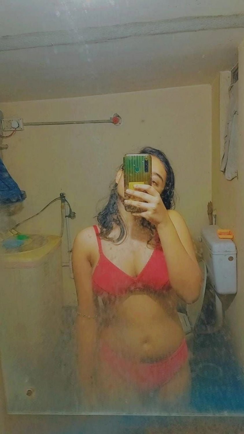 Dm me to expose your sluts #BwC2yiEX